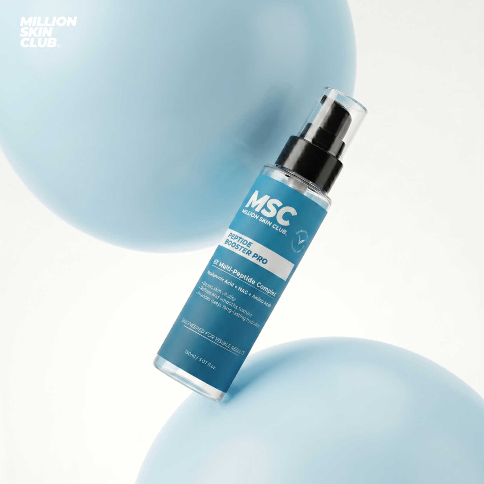 Peptide Booster Pro Peptid Serum von Million Skin Club vor blauem Hintergrund